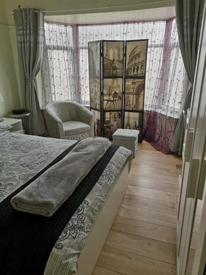 A Home Away From Home Now With Netflix And Ps4 Blackpool Extérieur photo